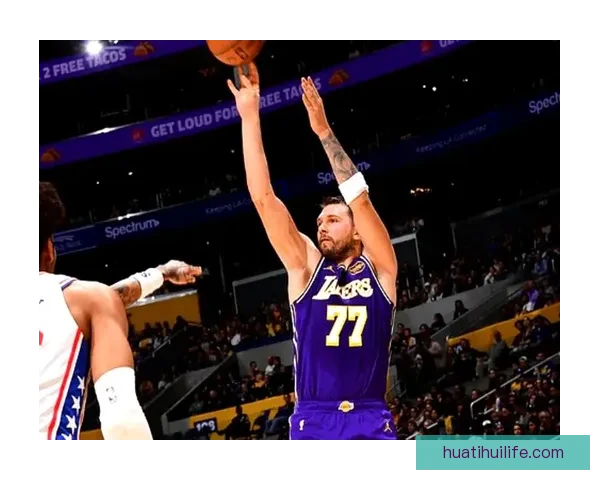 东契奇遭遇二级腿筋拉伤 湖人夺冠赔率急剧下跌至150赔1